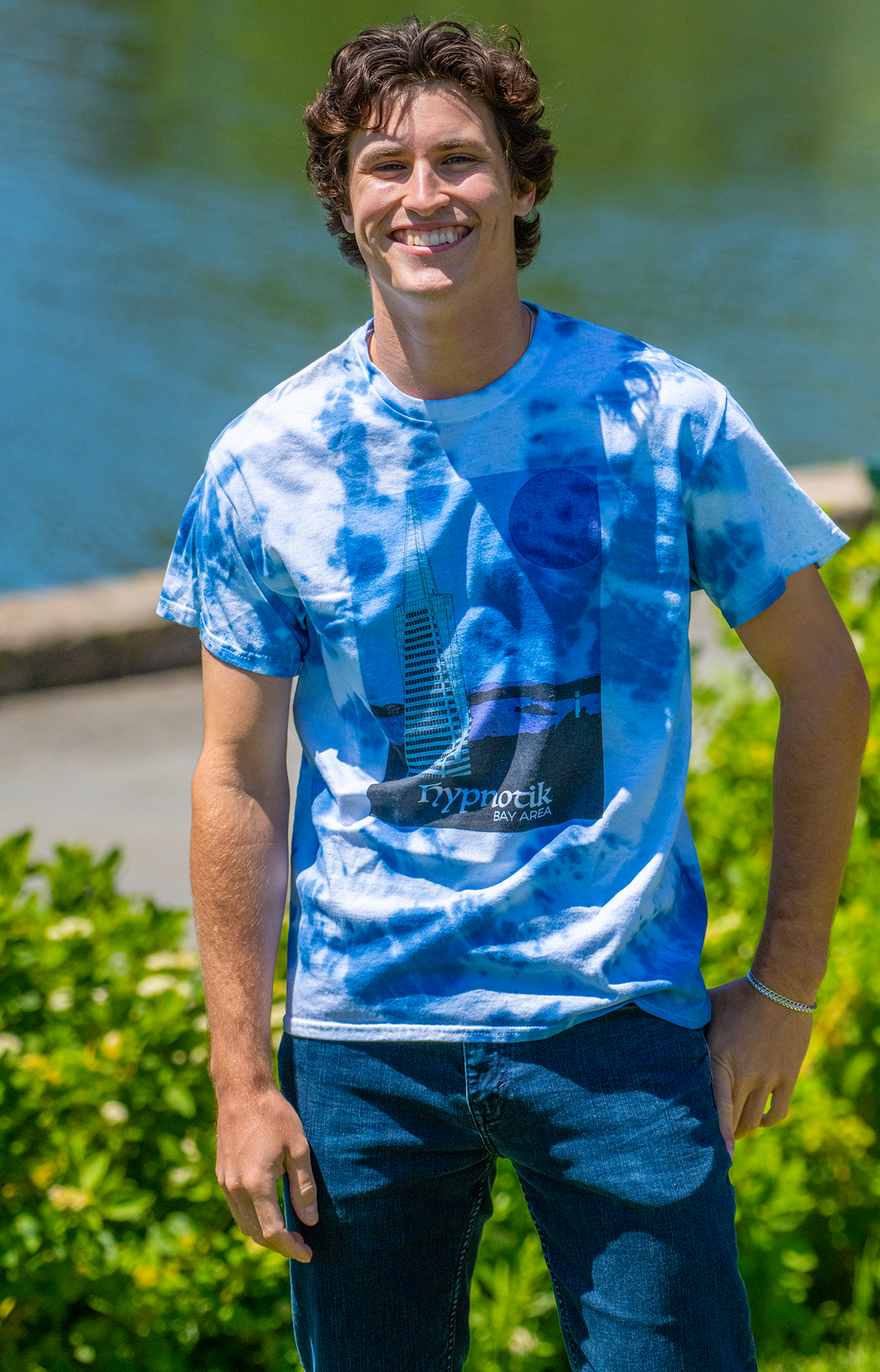 Bay Views (Blue) -- (White; L)